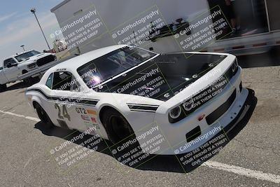 media/May-31-2025-CalClub SCCA (Sat) [[2c1a04e1ee]]/Around the Pits/